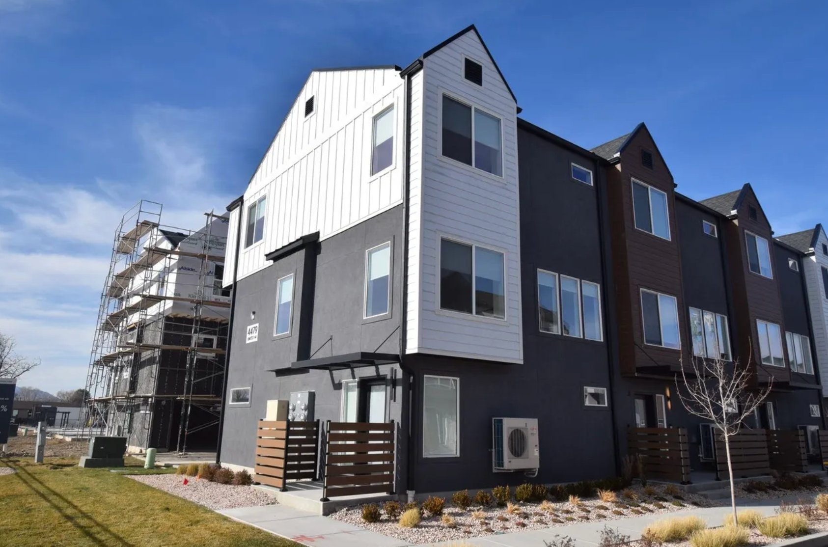 Millcreek Townhome: 4479 So 500 E