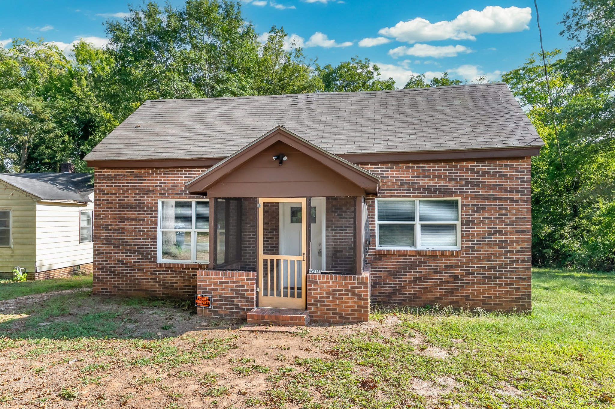Anderson House: 506 Plain St