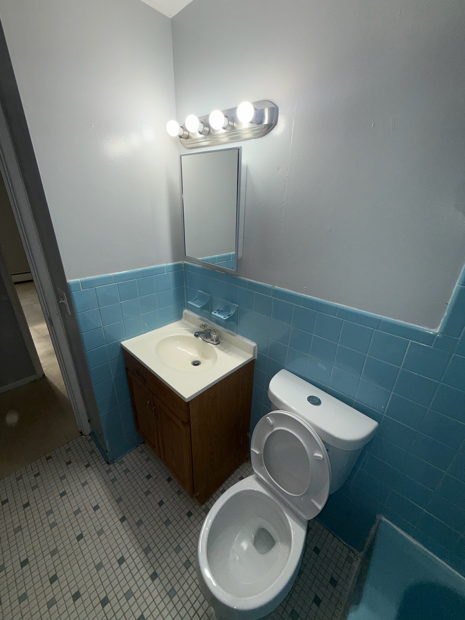 Cincinnati Multiplex: 2969-2971 Fourtowers Dr,