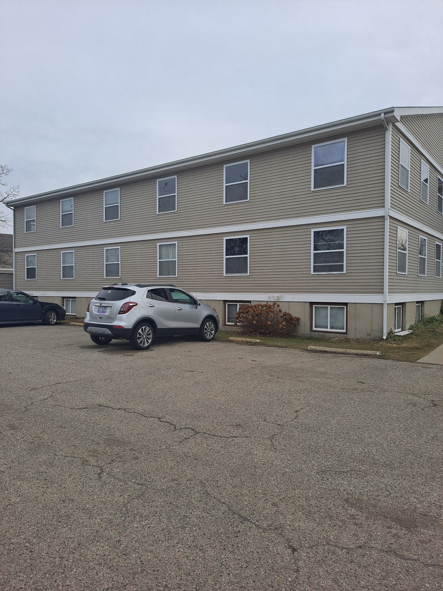Ludington Apartment: 510 N. Emily