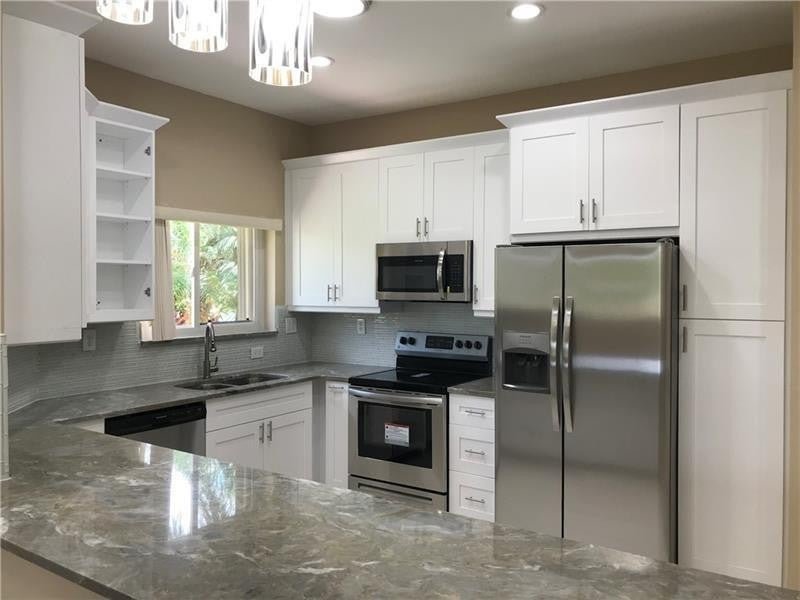 Coral Springs Townhome: 5766 NW 127th Terrace