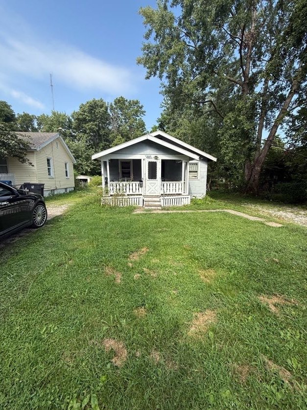 Decatur House: 2067 N Maple Ave