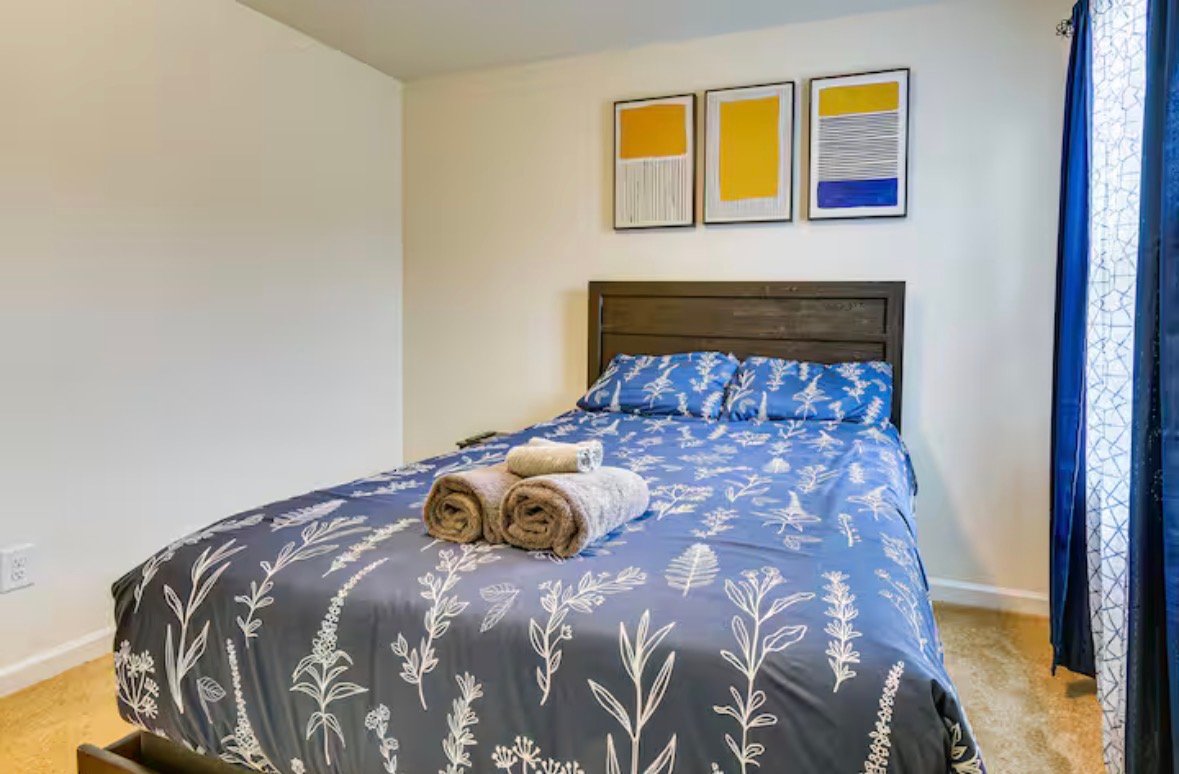Greensboro Single Room: 315 Murraylane Rd