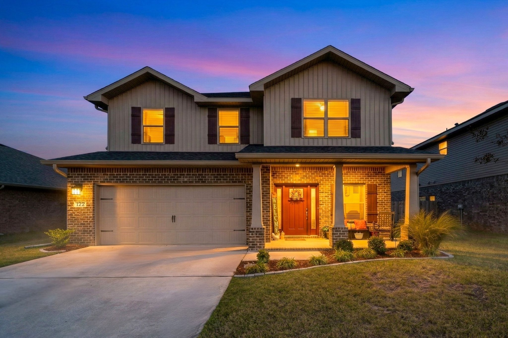 Crestview House: 224 Baycliff Dr