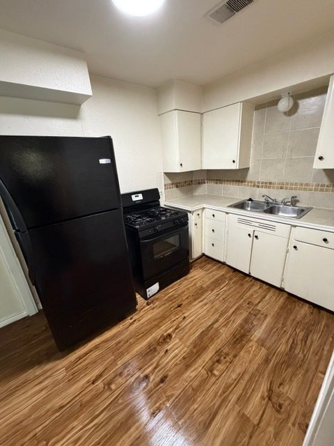 San Antonio House: 849 Rittiman