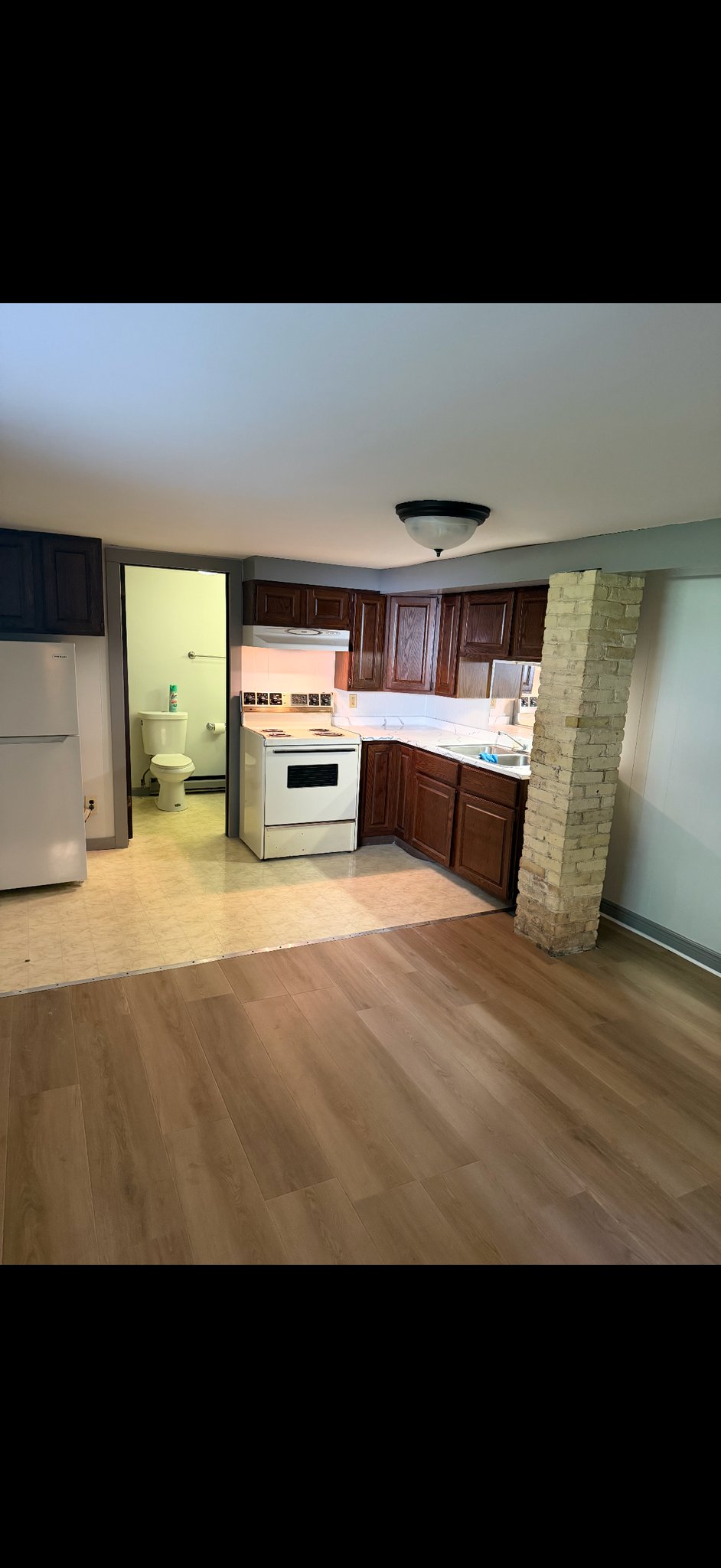 Manistee Apartment: 188 Lincoln St