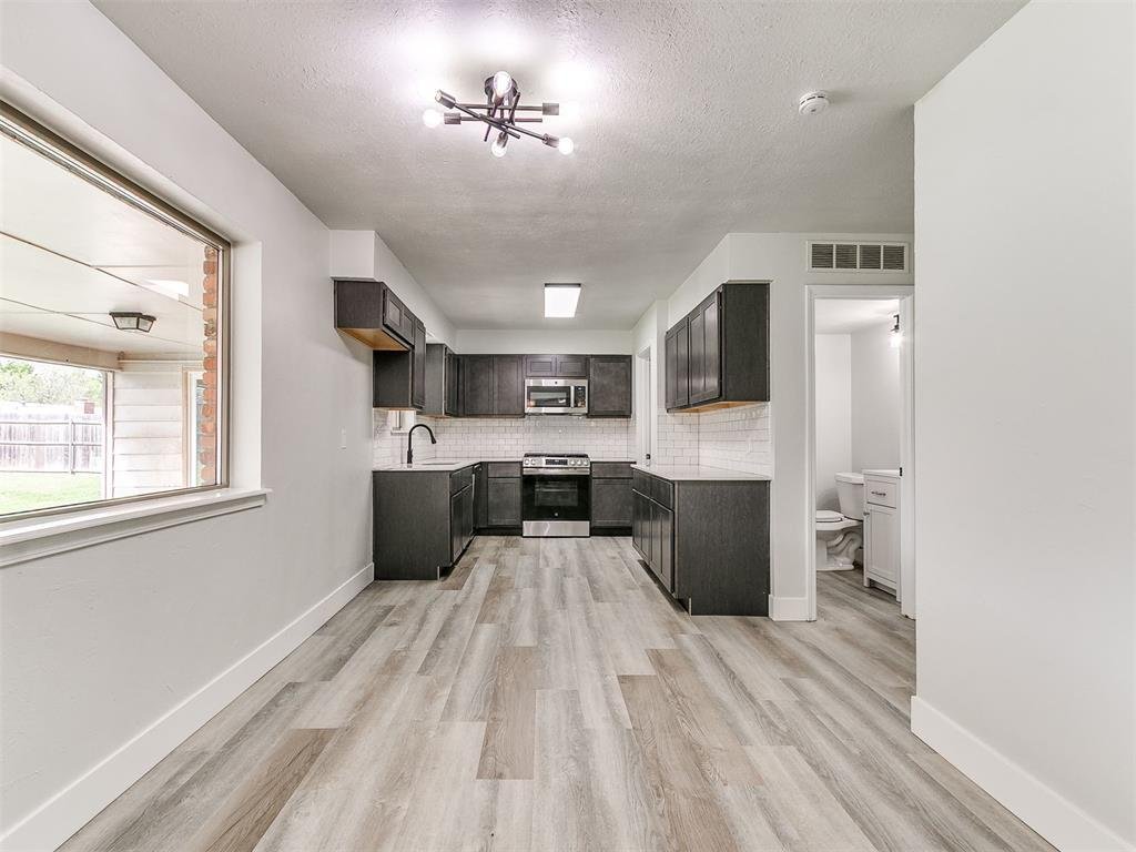 Oklahoma City House: 4500 NW 32nd St