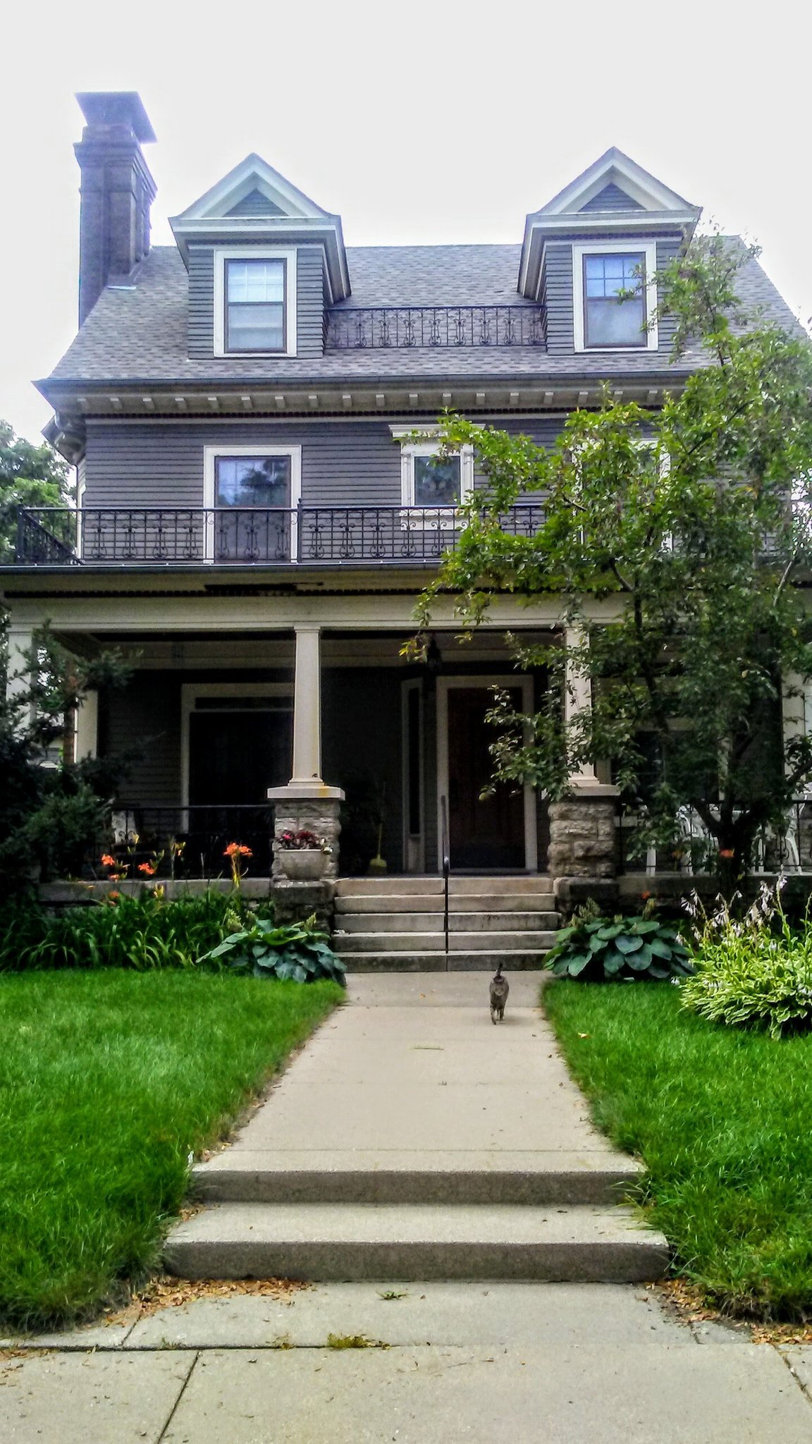 Minneapolis Other: 406 5th St SE