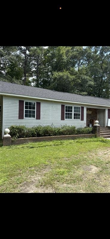 Hartsville Multiplex: 305 Bayview circle Hartsville