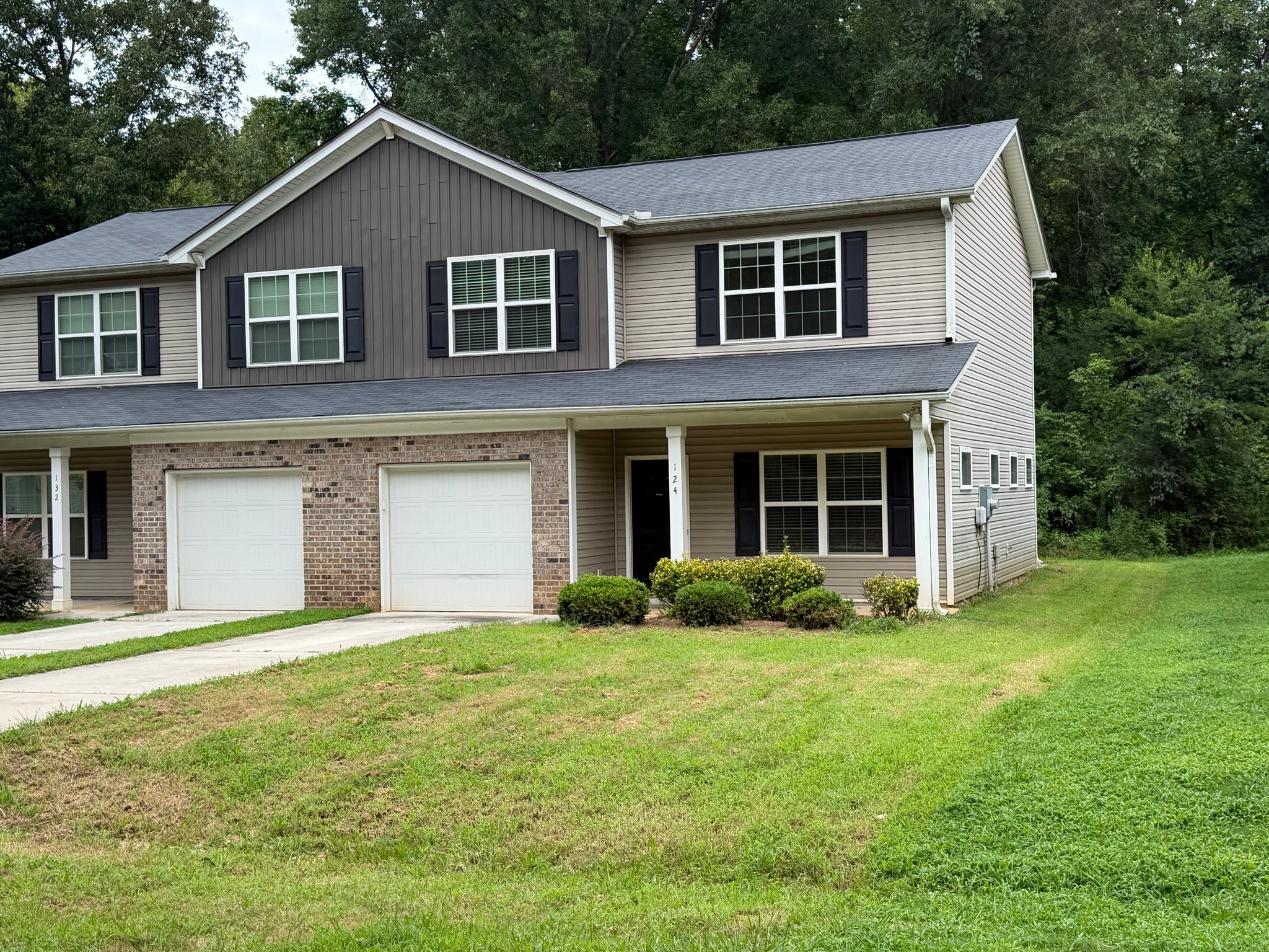 Salisbury Townhome: 124 Village Creek Way