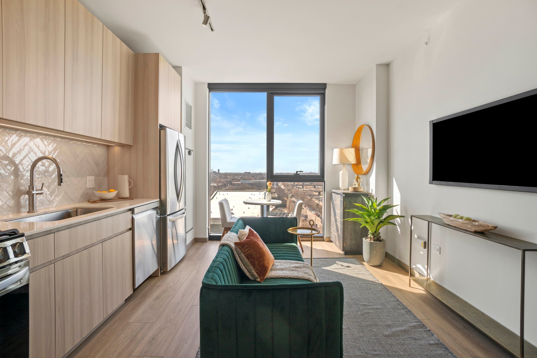 Chicago Condo: 521 S Damen