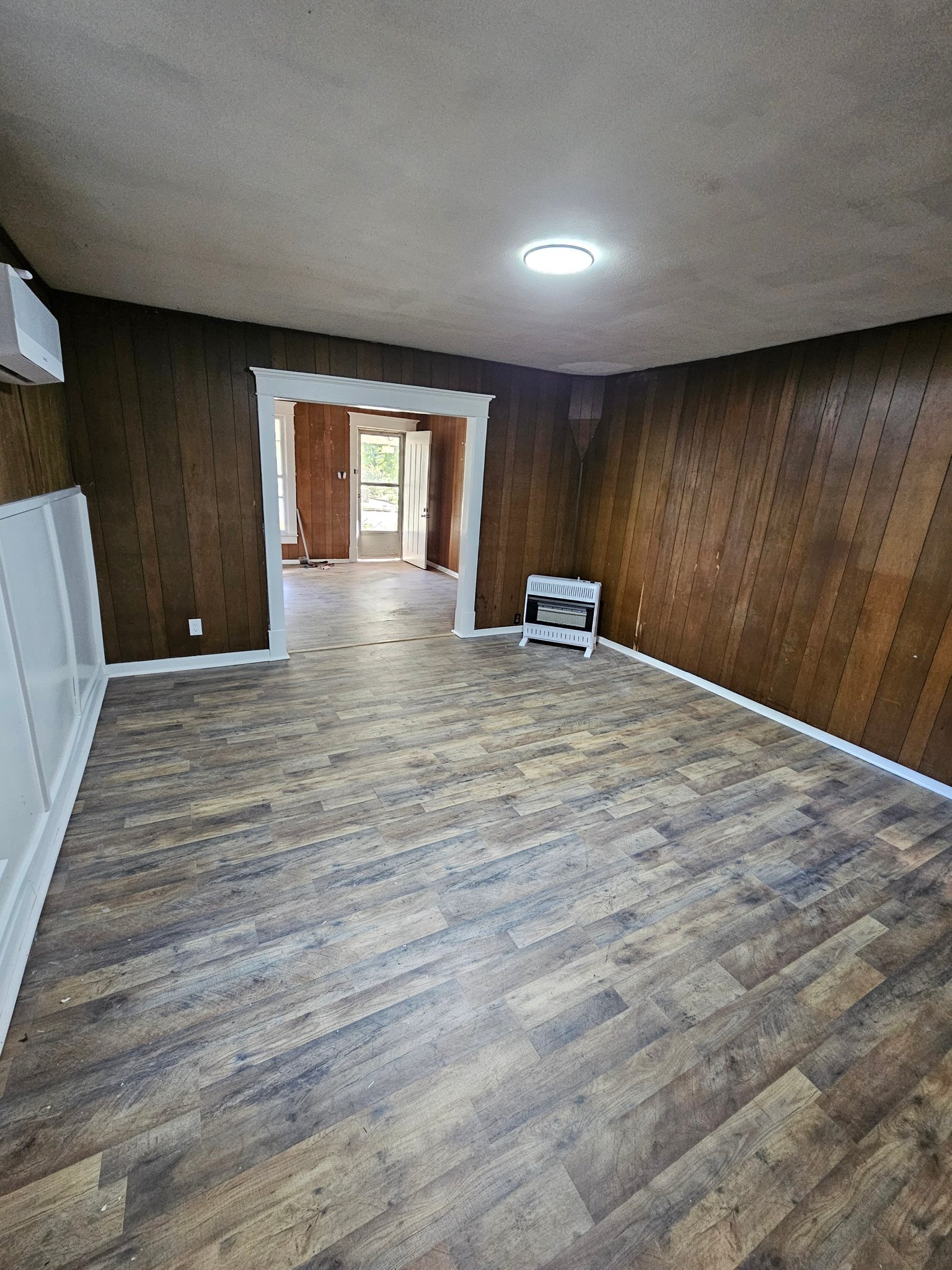 Neodesha Multiplex: 920 Wisconsin Street