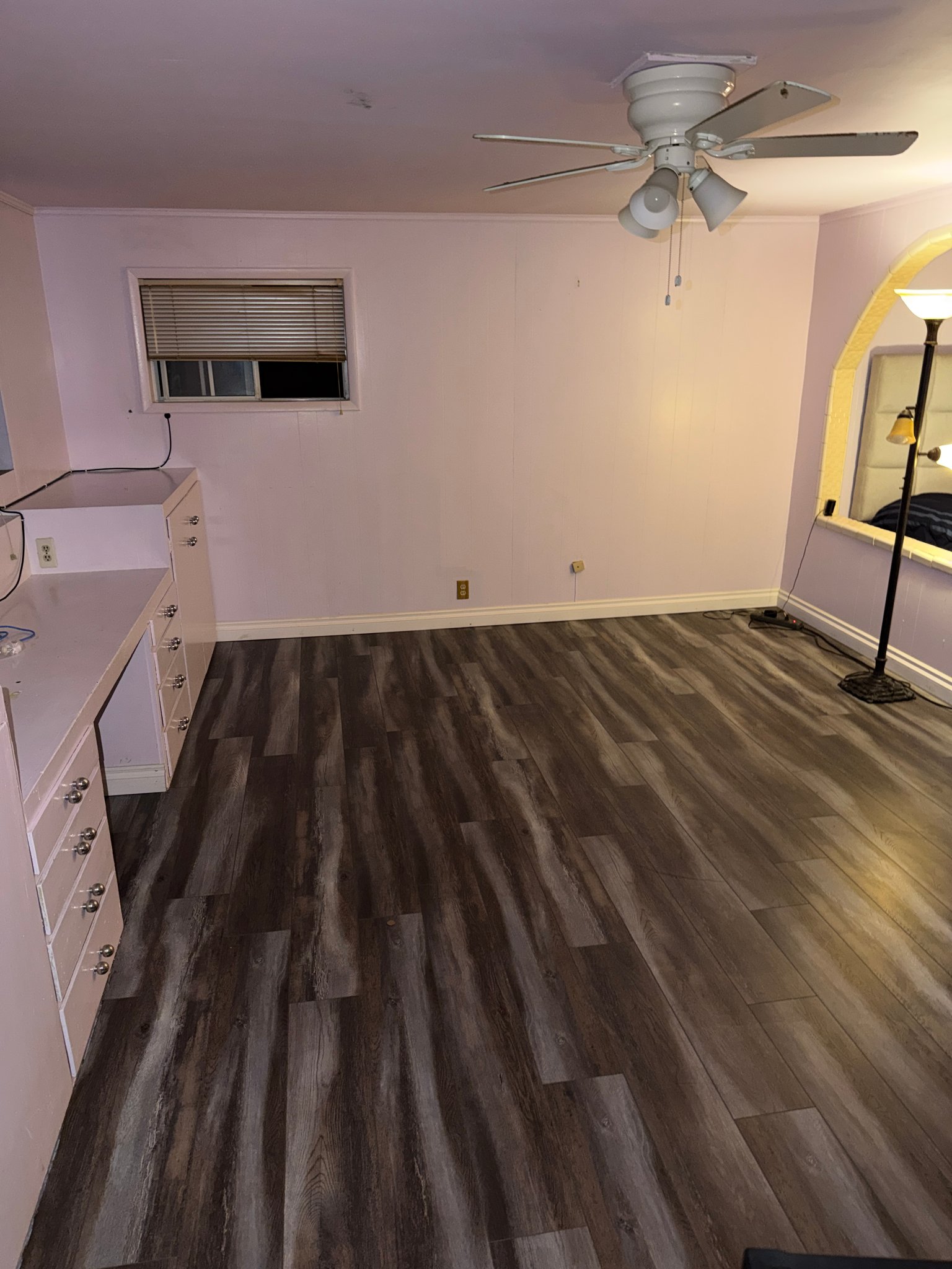 los angeles House: 5142 w blvd