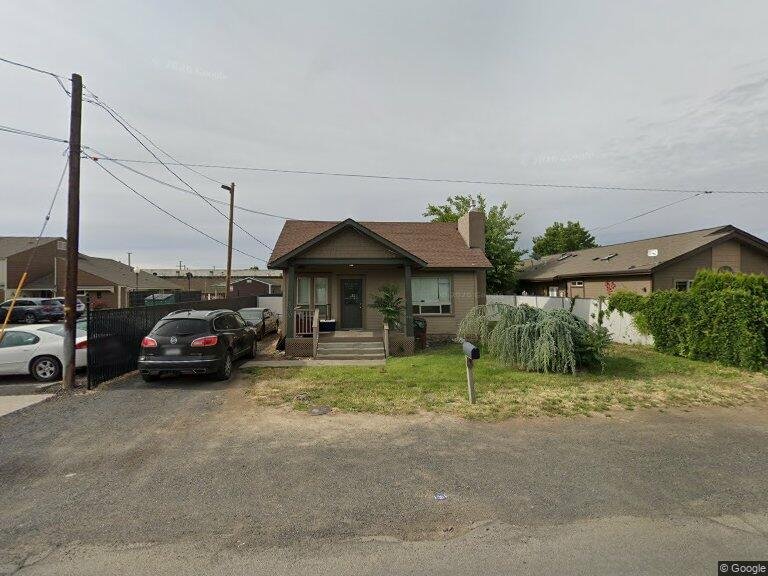 Yakima House: 310 Stewart Street