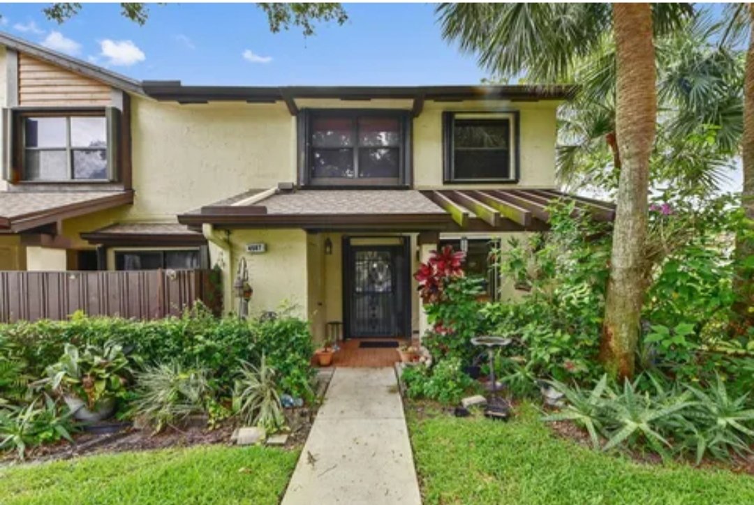 Coconut Creek Townhome: 4587 Carambola Cir S