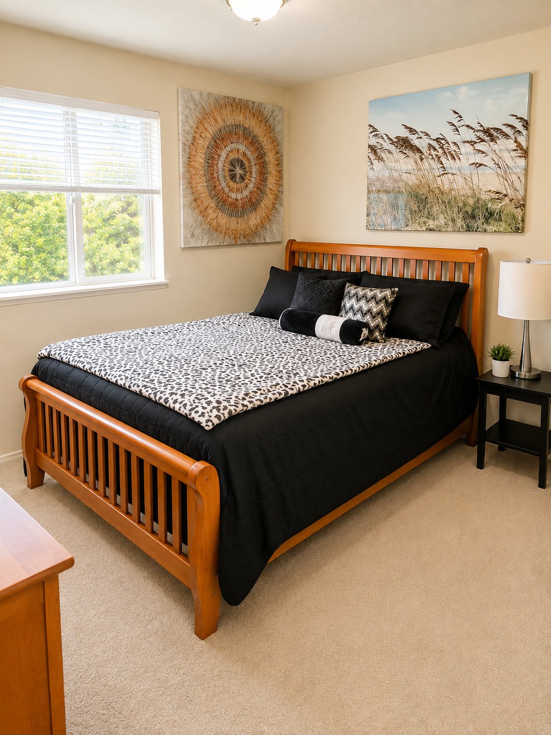 Tacoma Single Room: 19th Avenue Court South