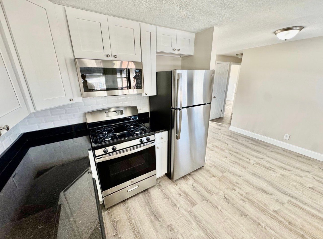 Somerset Apartment: 29 Buxton Ave