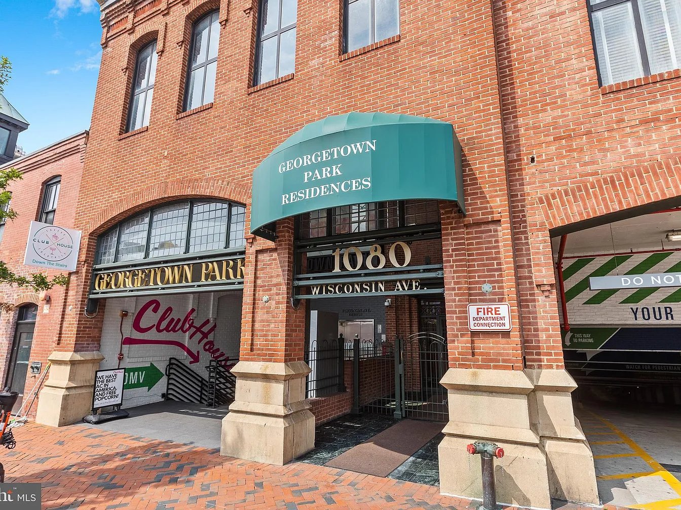 Washington Condo: 1080 Wisconsin Ave NW