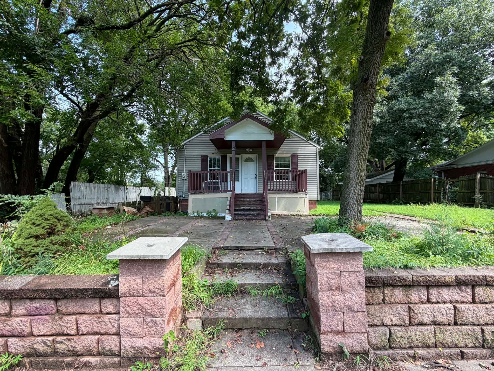 Des Moines House: 1927 23rd St