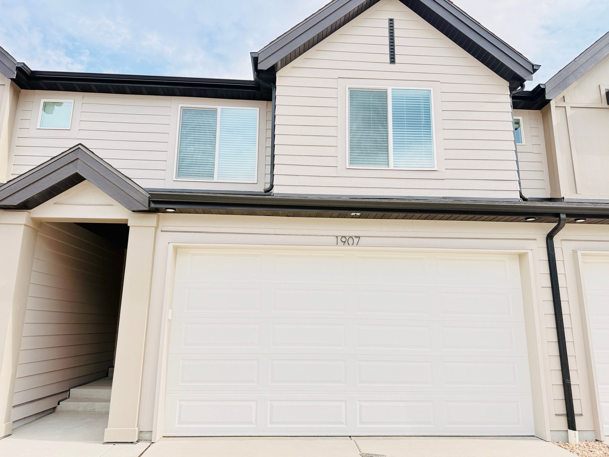 Salem Townhome: 1906 E 670 N