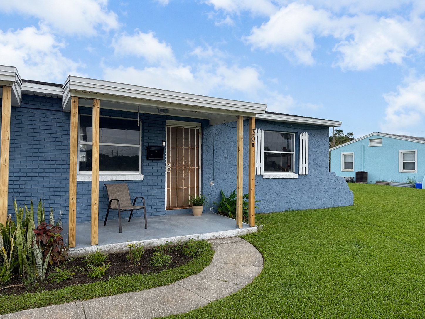 Ormond Beach Multiplex: Unit B 30 Cypress Circle