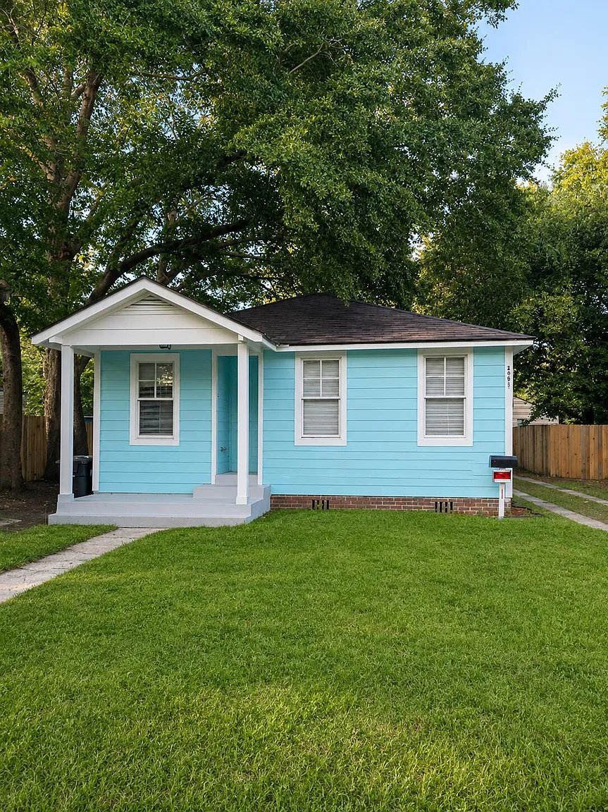 North Charleston House: 2351 Sorentrue Ave