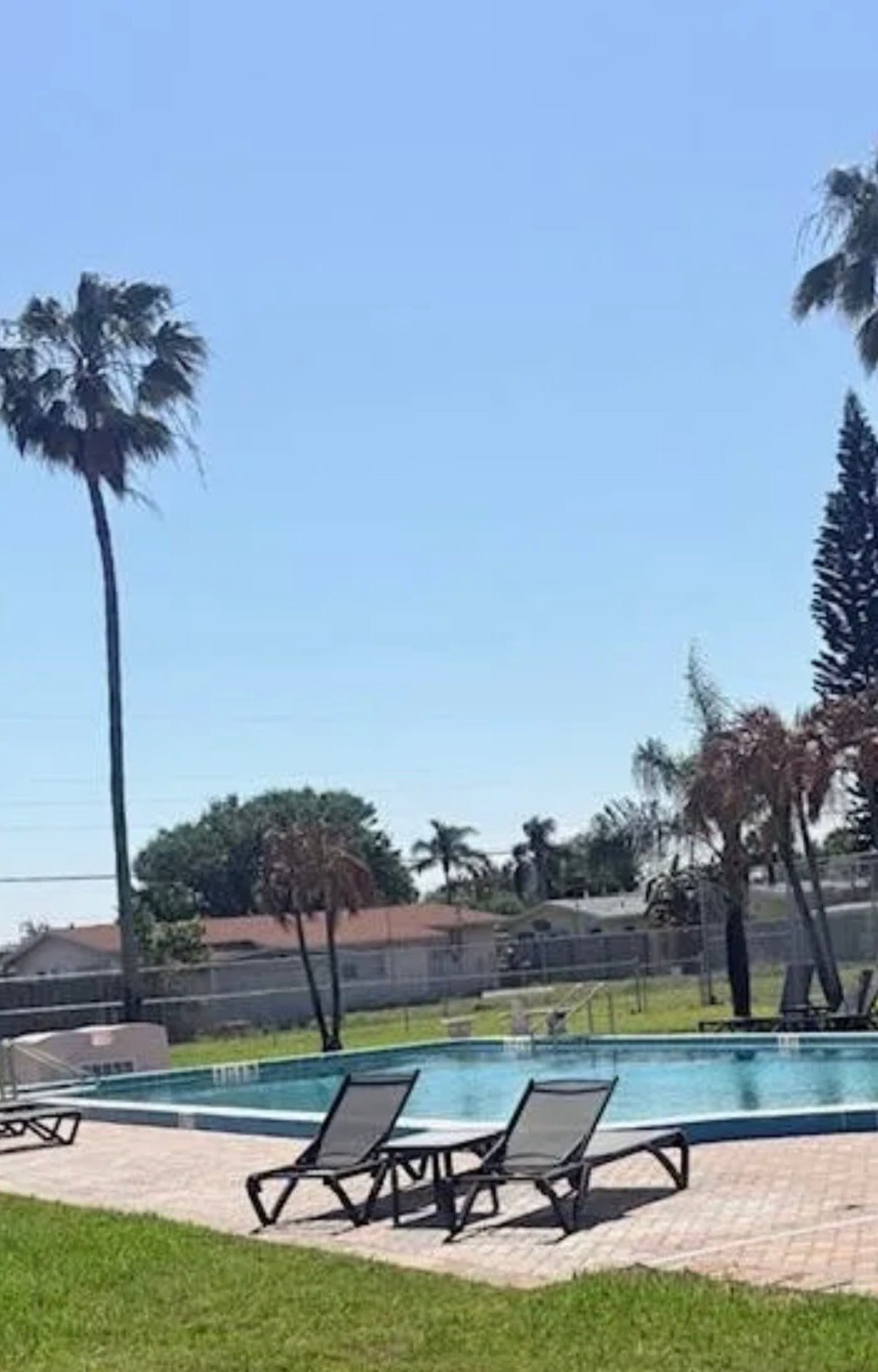 Satellite Beach Townhome: 125 Kings Way