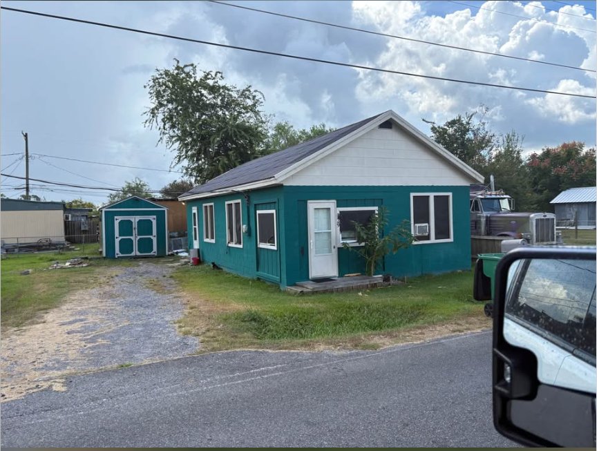 Raceland House: 129 Ayo Street