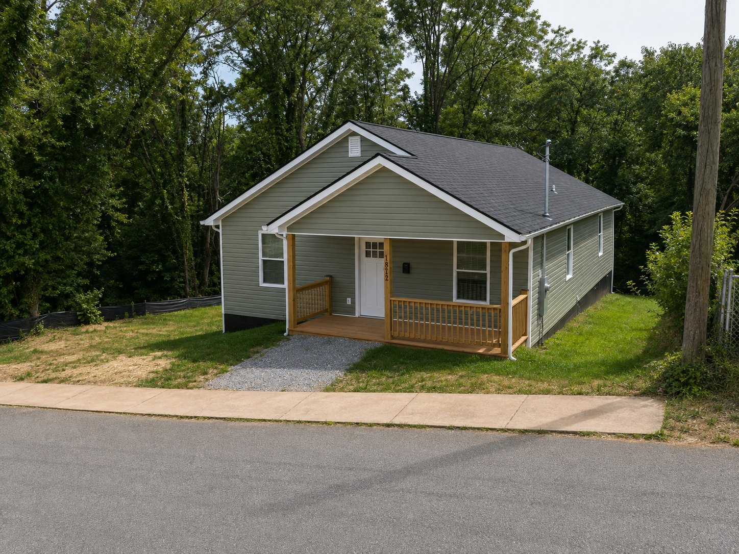 LYNCHBURG House: 1812 Laurel St