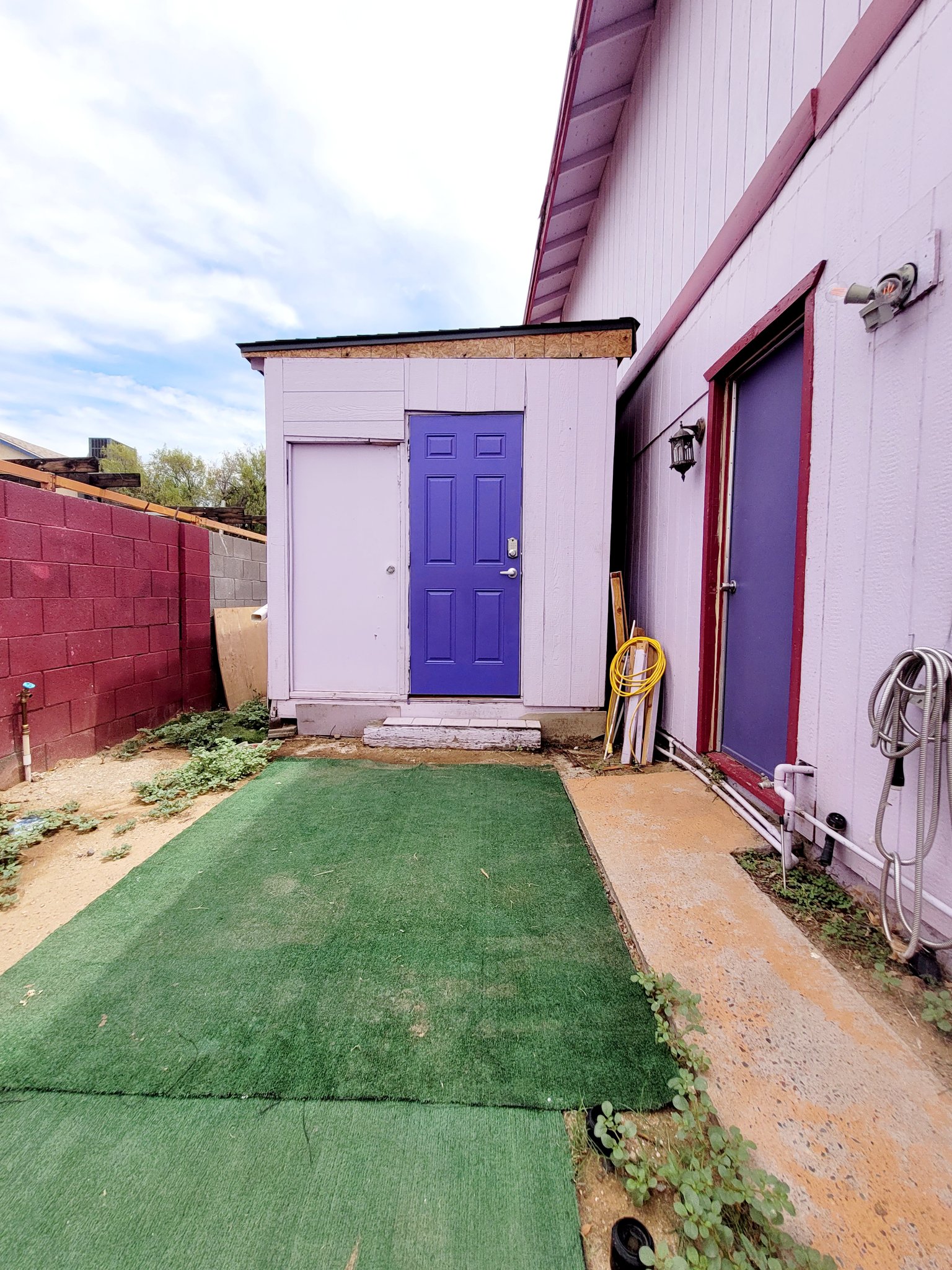 Phoenix House: 4202 E DARREL RD