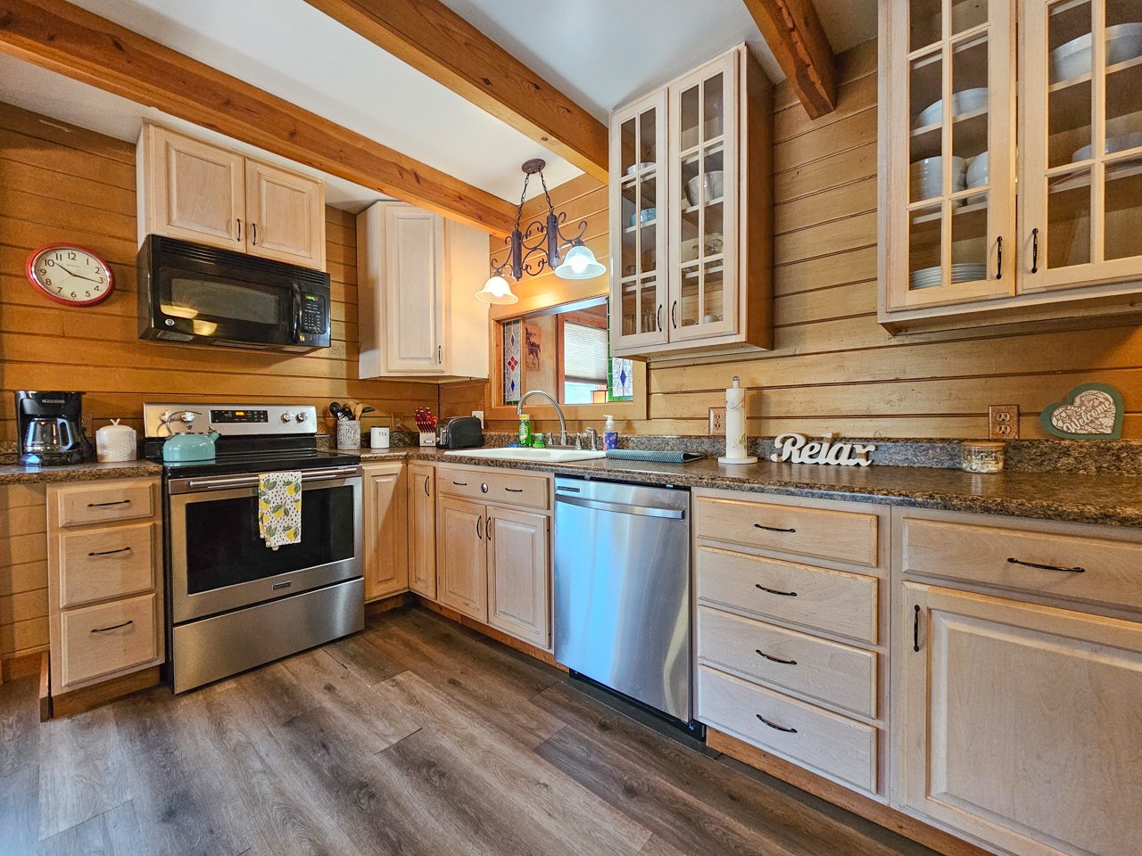 Hill City House: 281 E Main Street