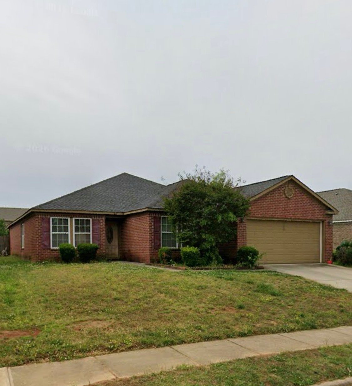 Madison House: 213 Ivyleaf Dr NW