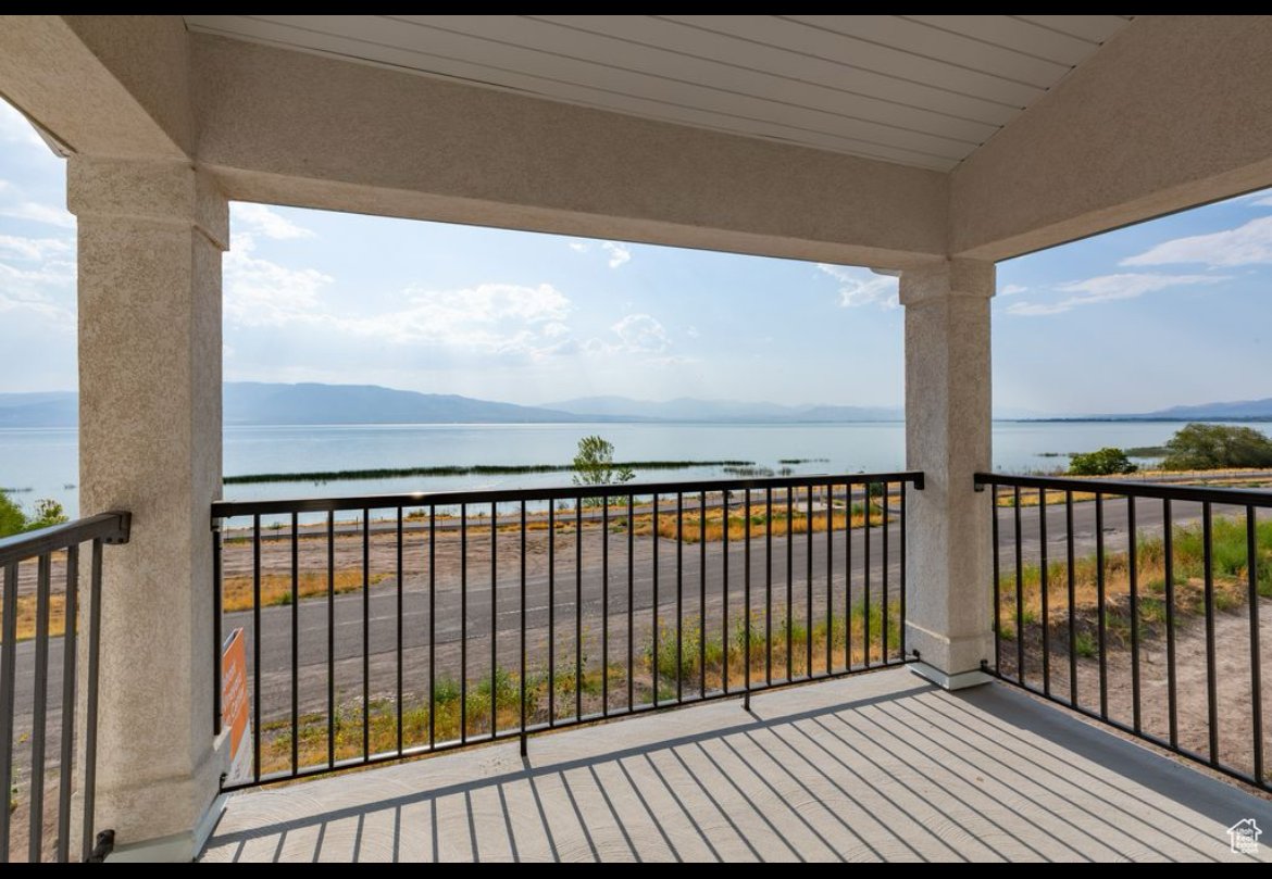 Vineyard Condo: 527 N 360 W