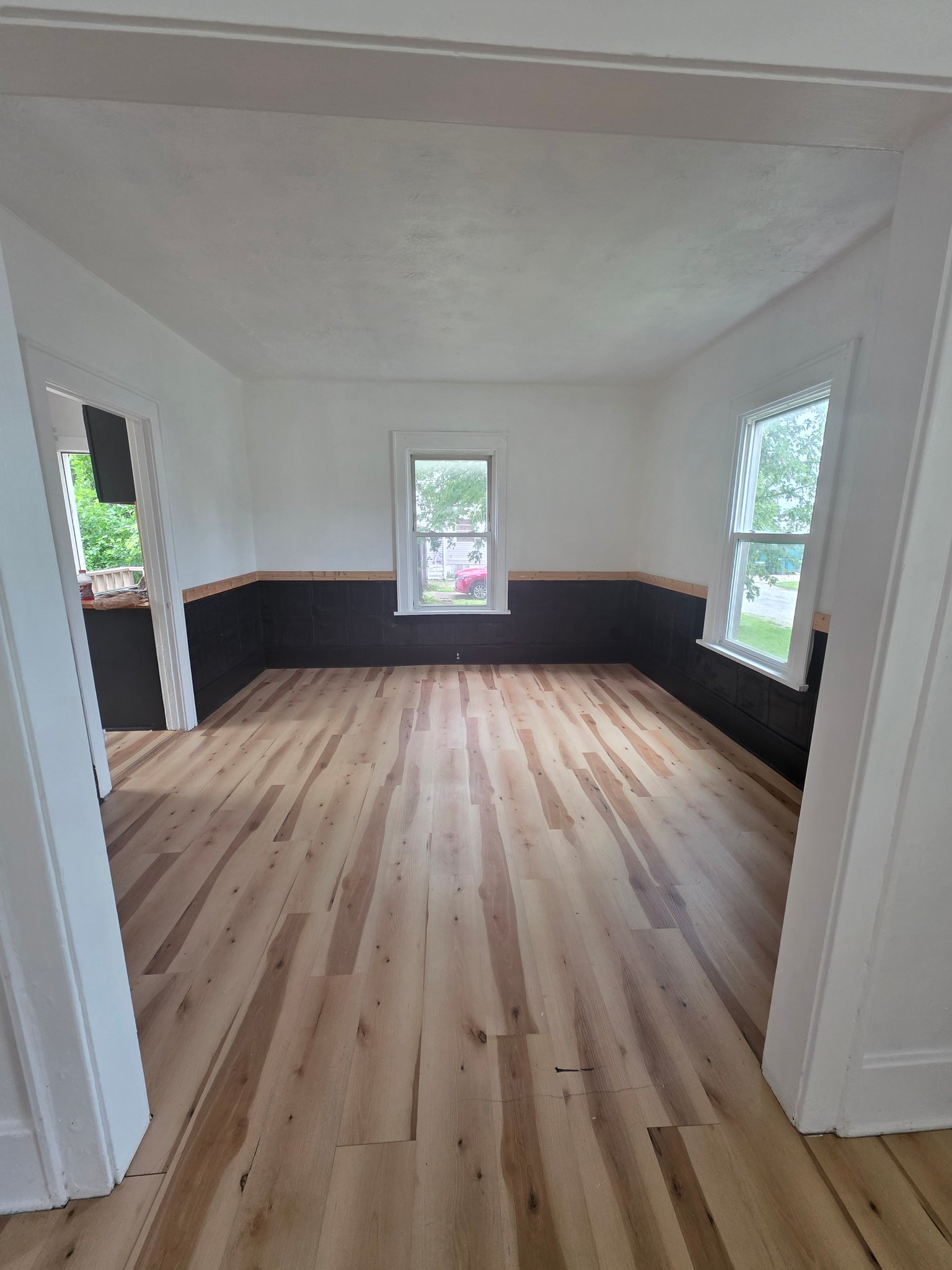 Lorain House: 1063 west 12th