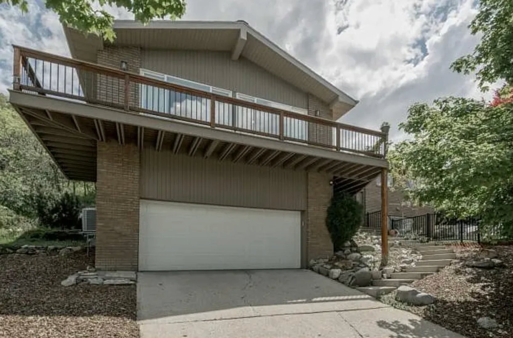 Cottonwood Heights House: 8535 Top of the World Circle