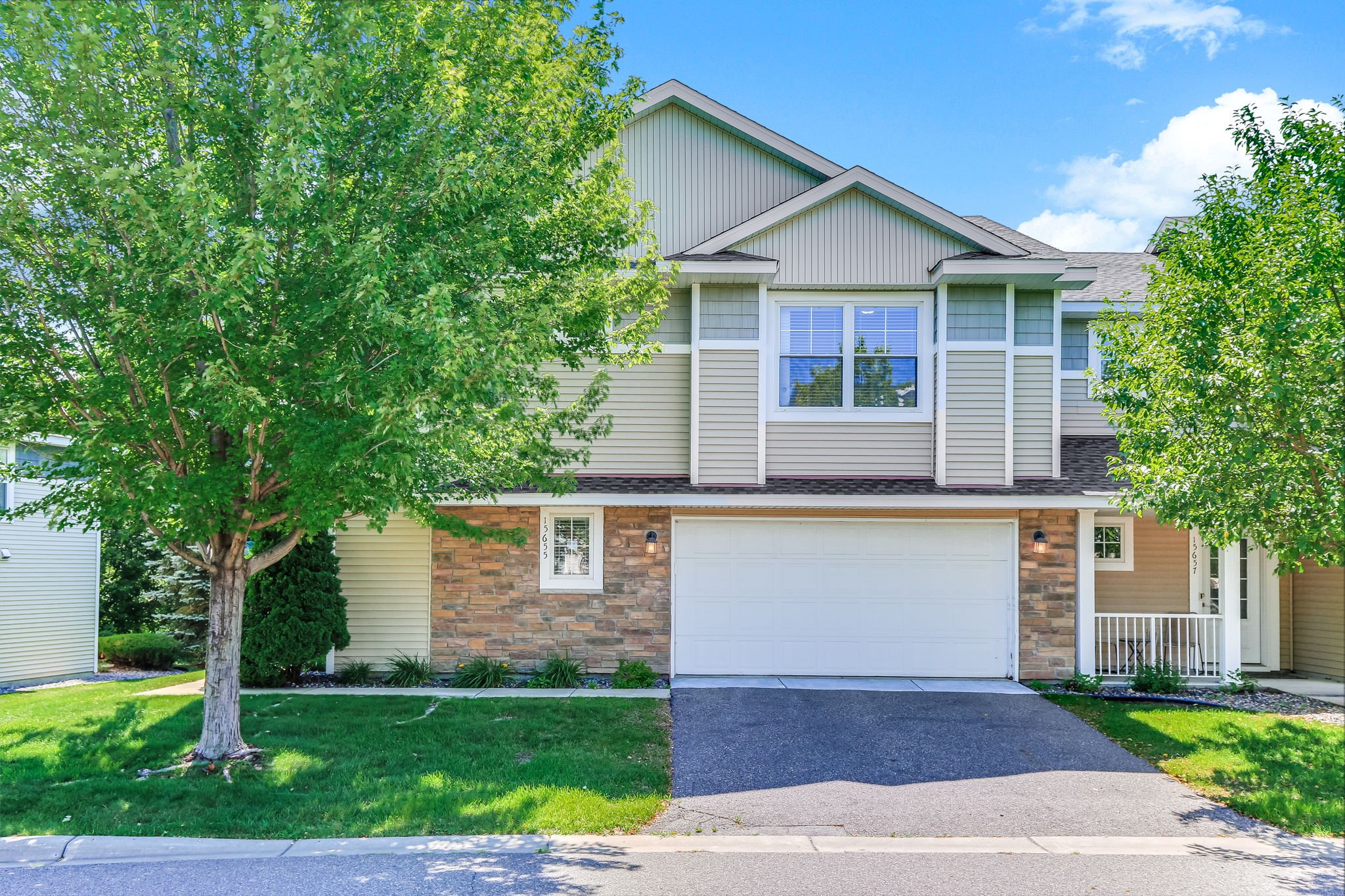 Plymouth Townhome: 15655 60th Avenue N