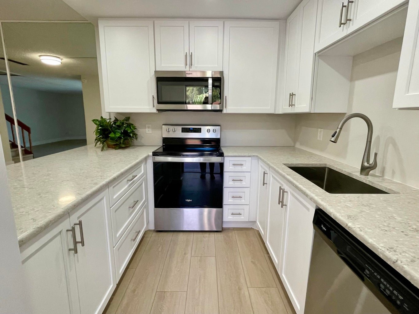 Jupiter Townhome: 825 CENTER Street 8A