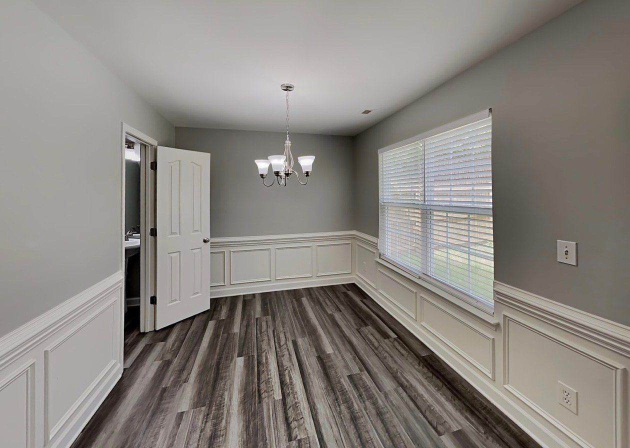 Charlotte House: 2435 Shad Ct,