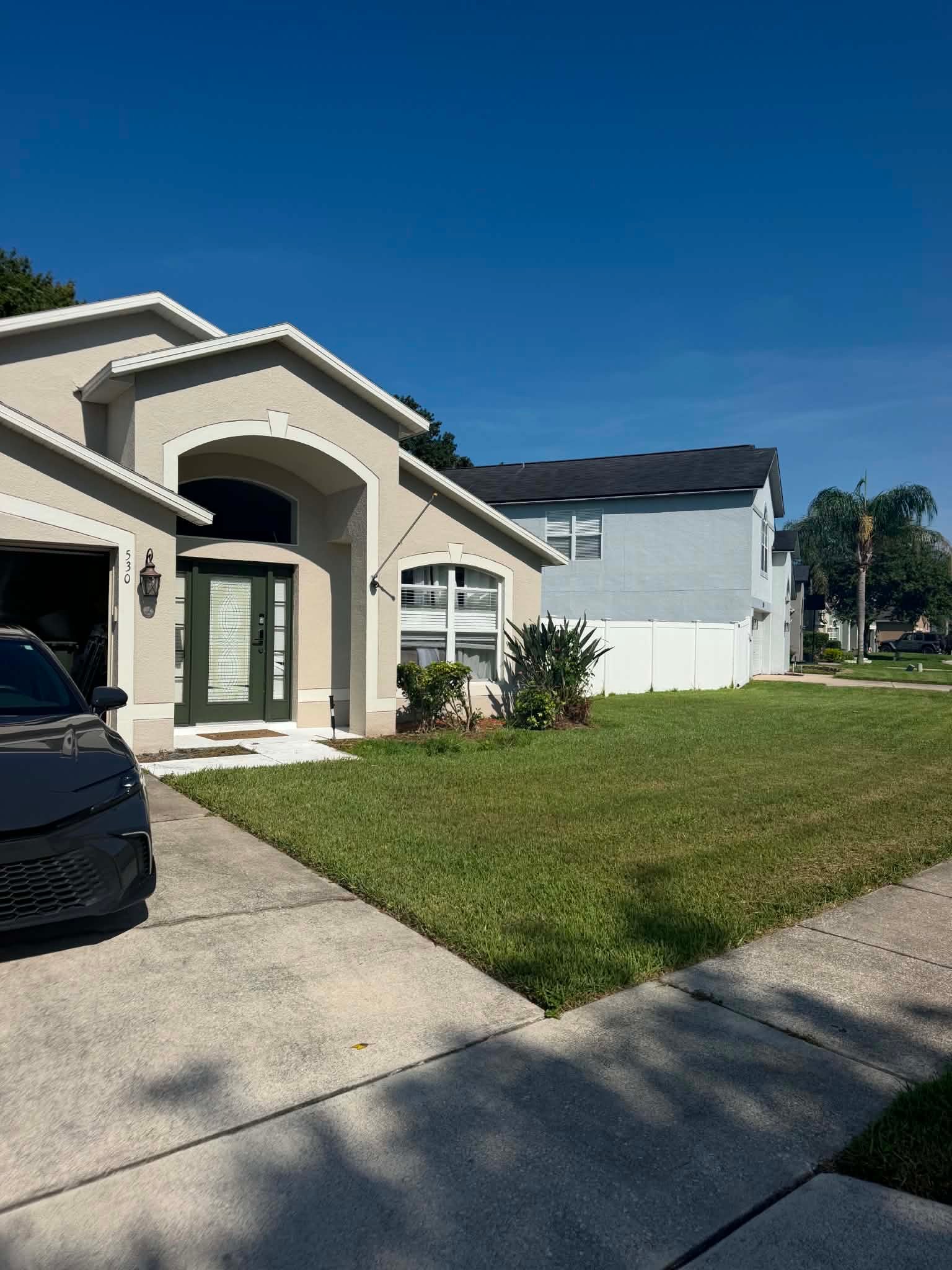 Oviedo House: 530 Wellesly St