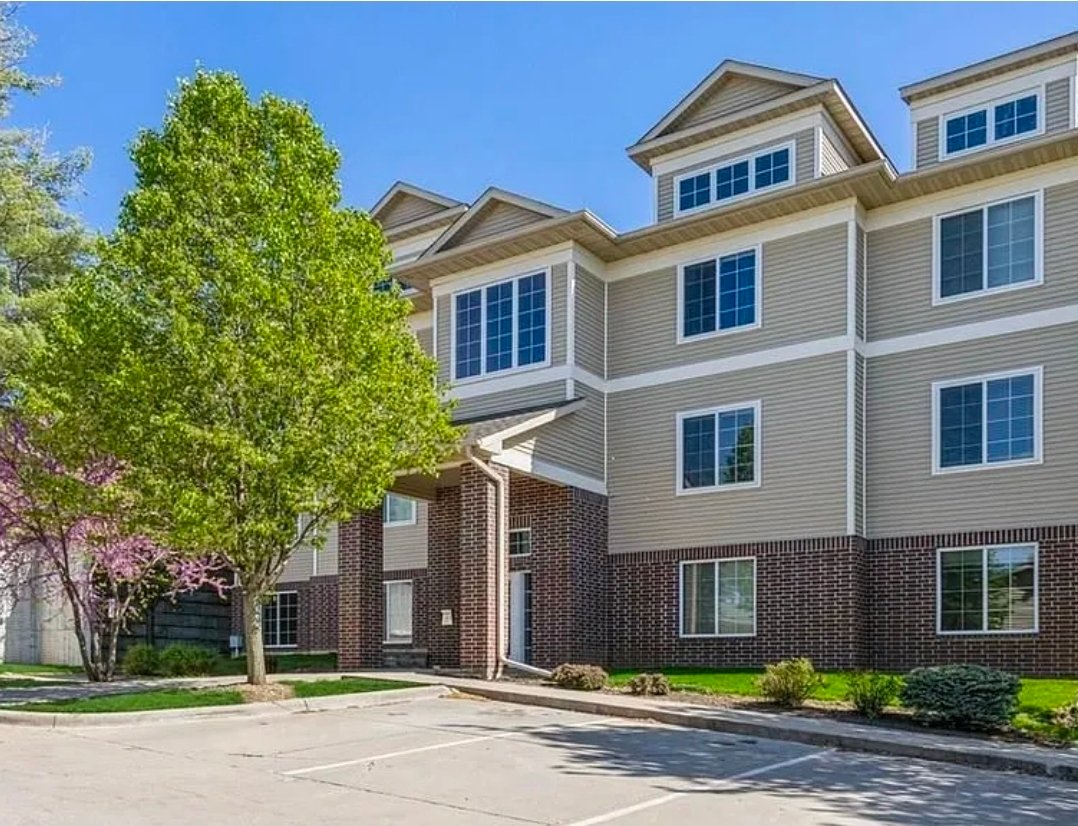 Iowa City Condo: 1820 W Benton St