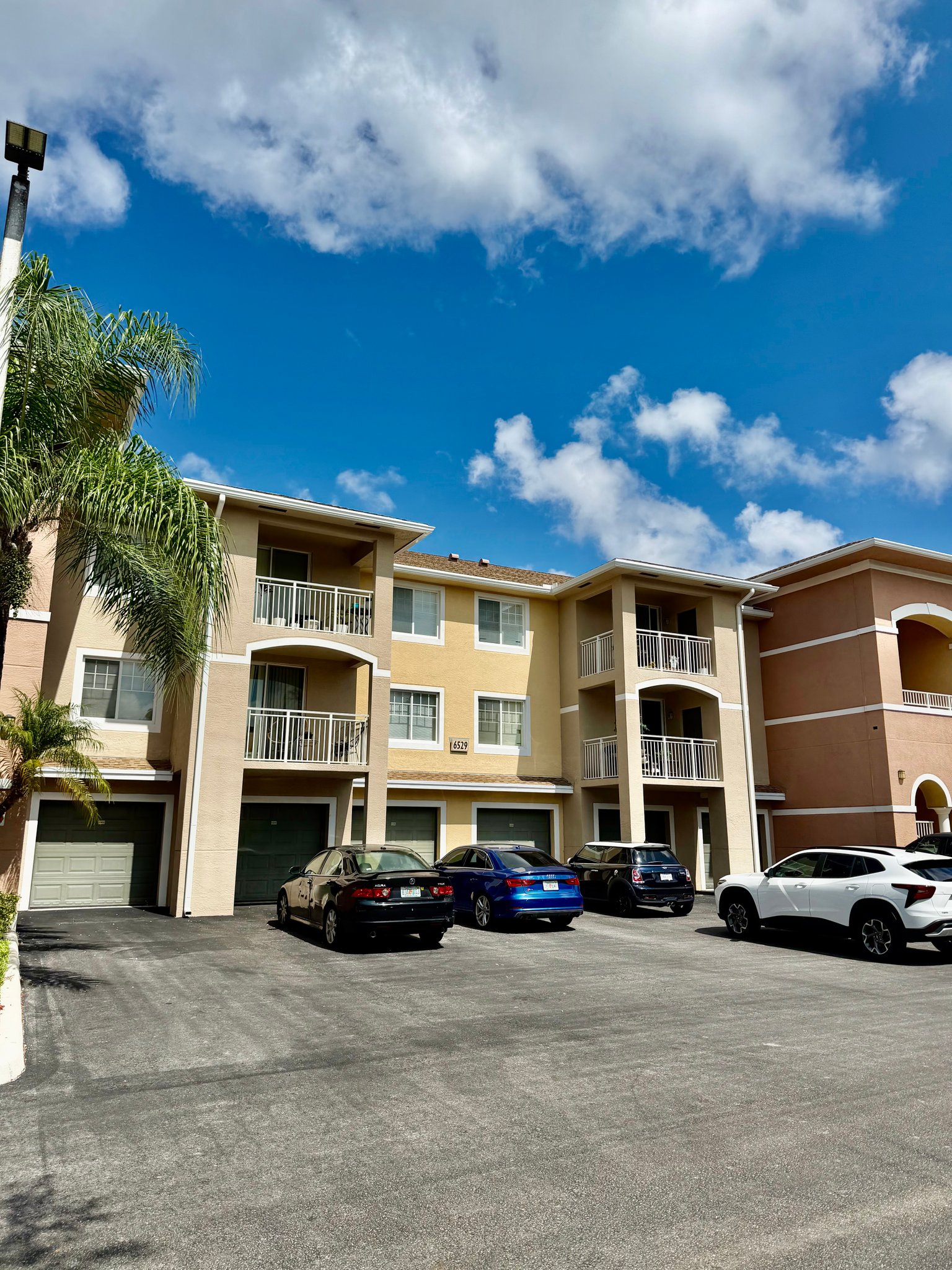 West Palm Beach Condo: 6529 Emerald Dunes Drive