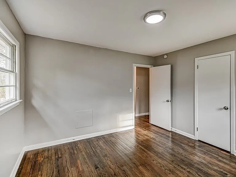 Birmingham House: 8432 9th Ave S