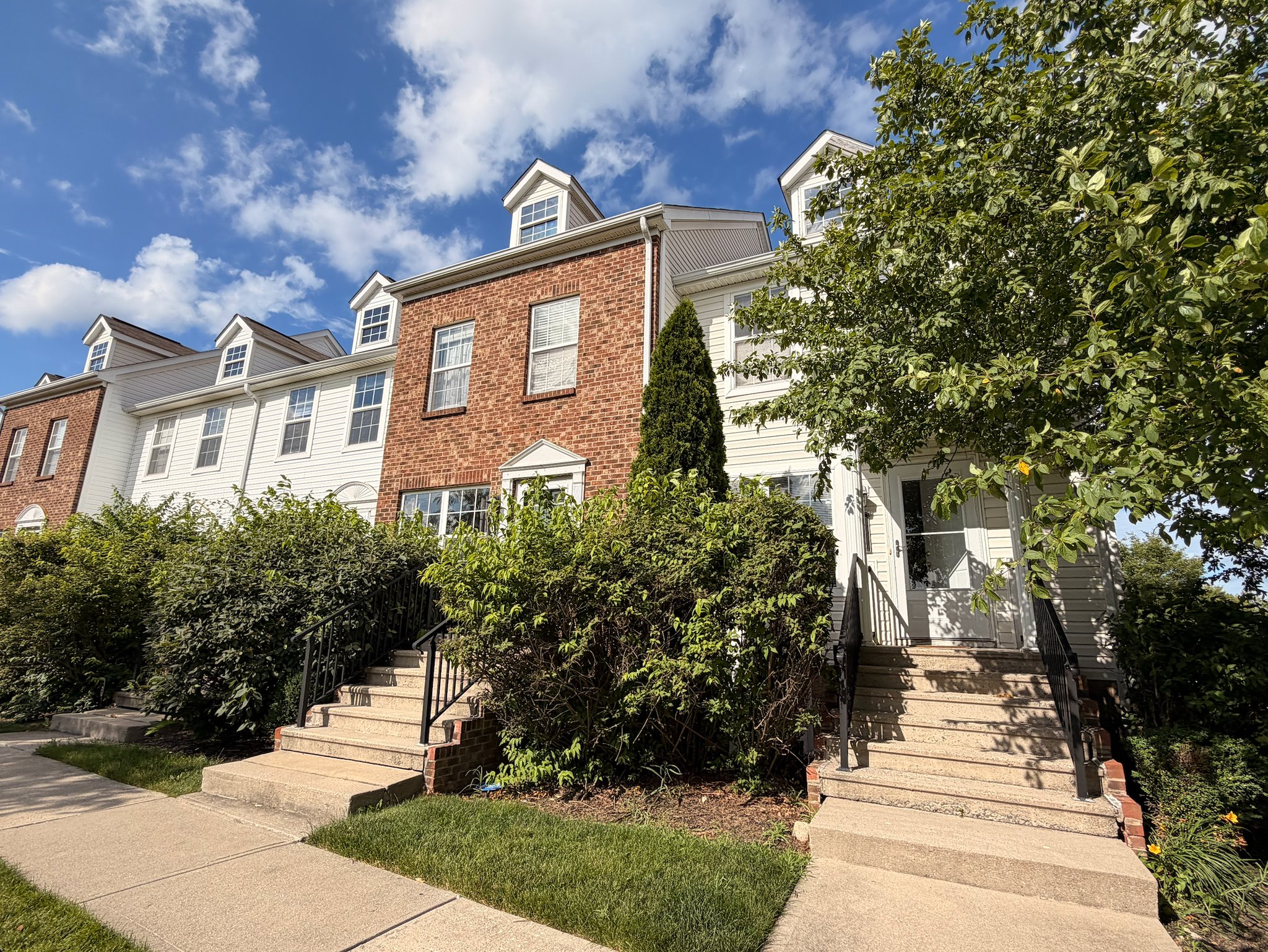Columbus Other: 1020 Hartford Village Boulevard