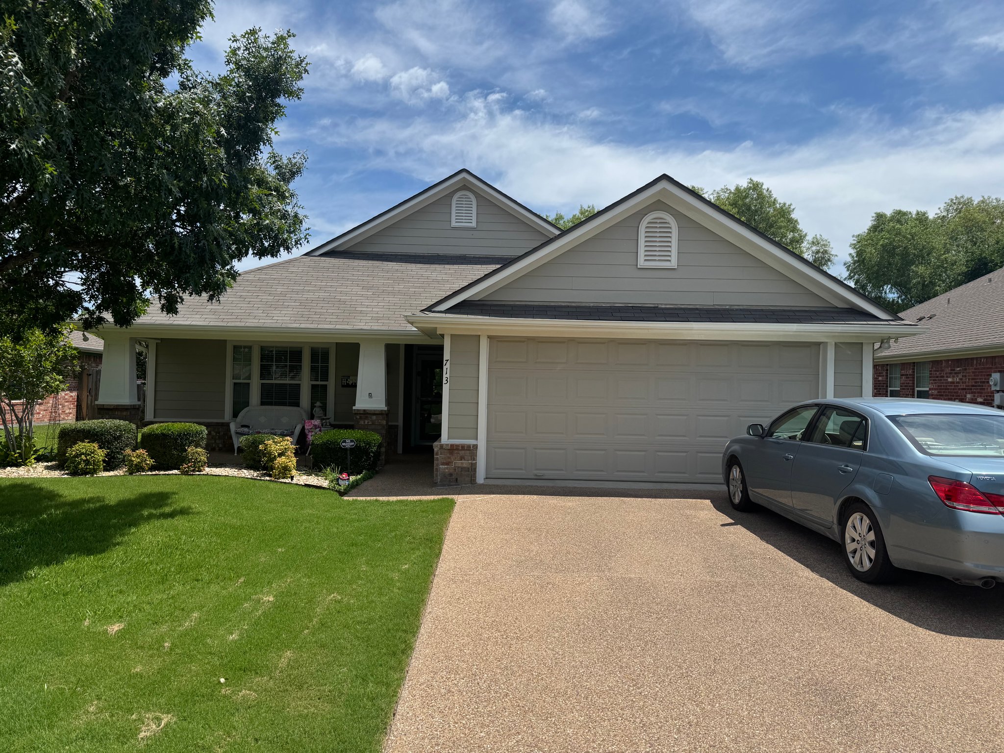 Waco Single Room: 713 Heston Circle