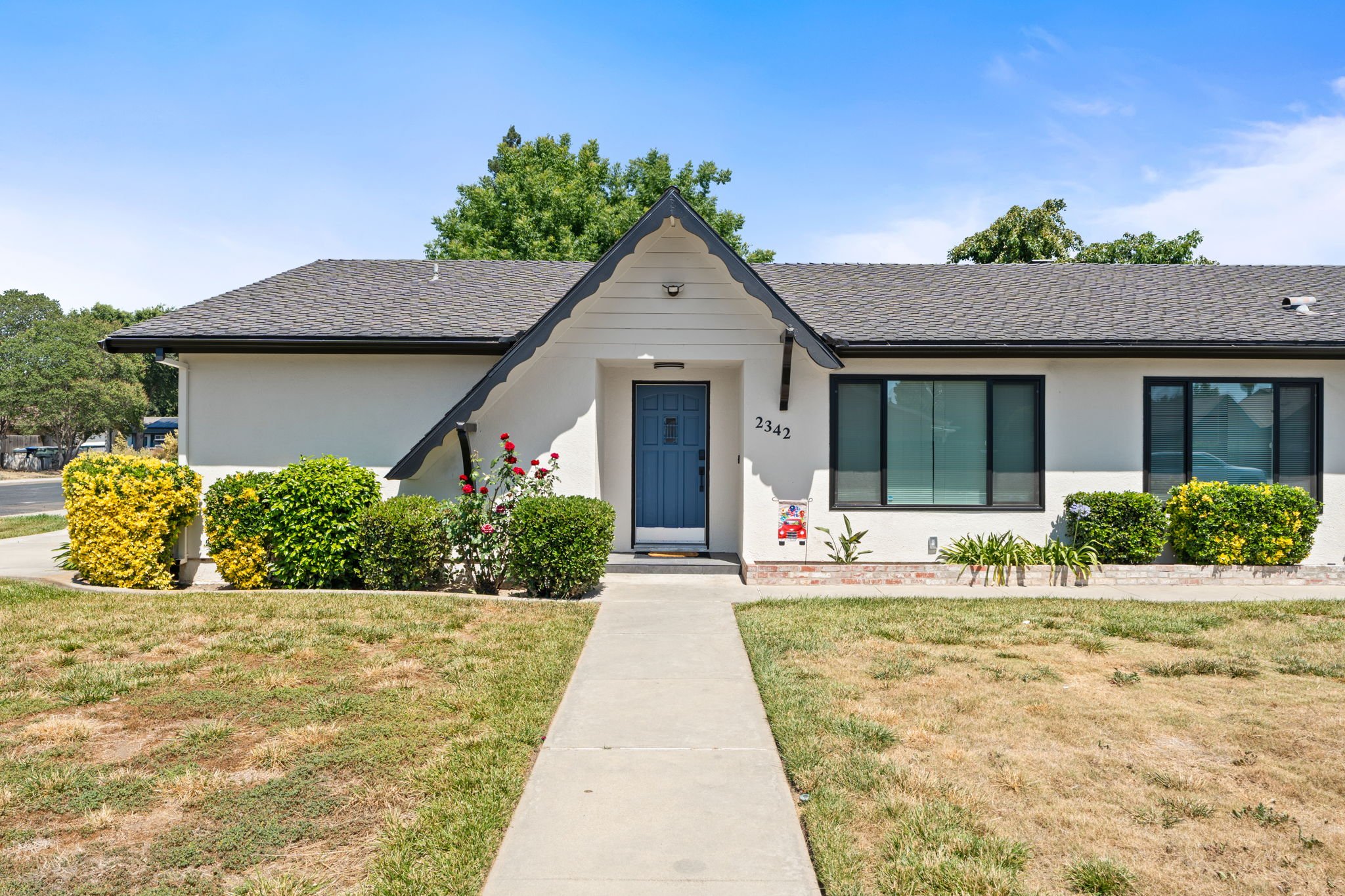 Visalia Single Room: 2342 South Sowell Street