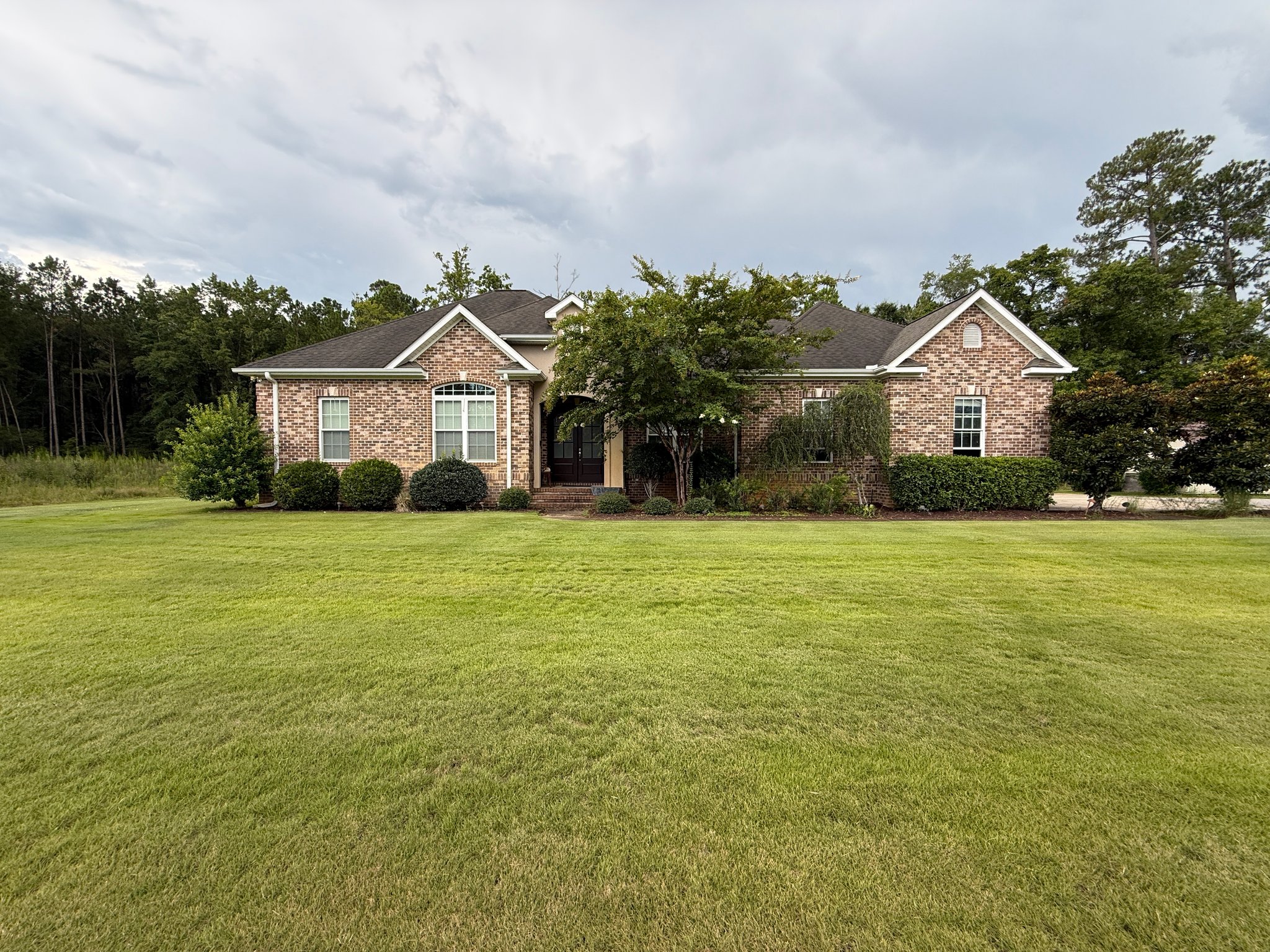 Longs House: 8812 Highway 90