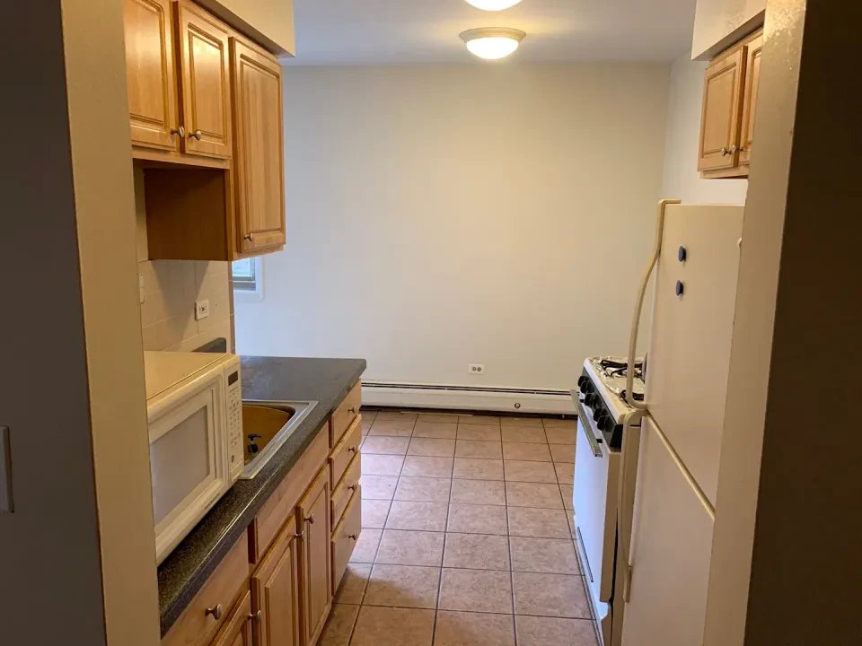 Skokie Apartment: 8254 Niles Center Road #F3 Skokie, IL 60077