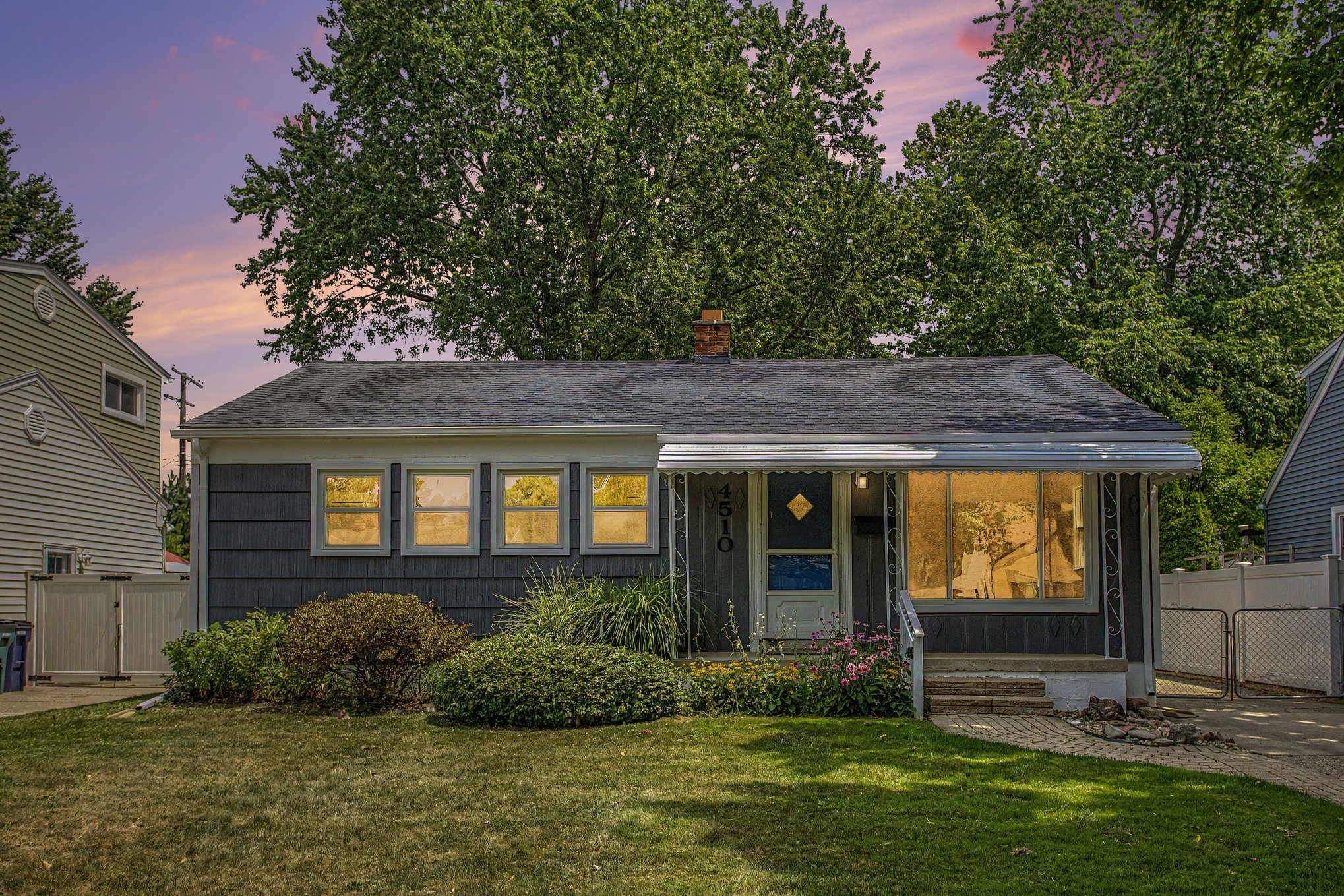 Royal Oak House: 4510 ROSEWOLD