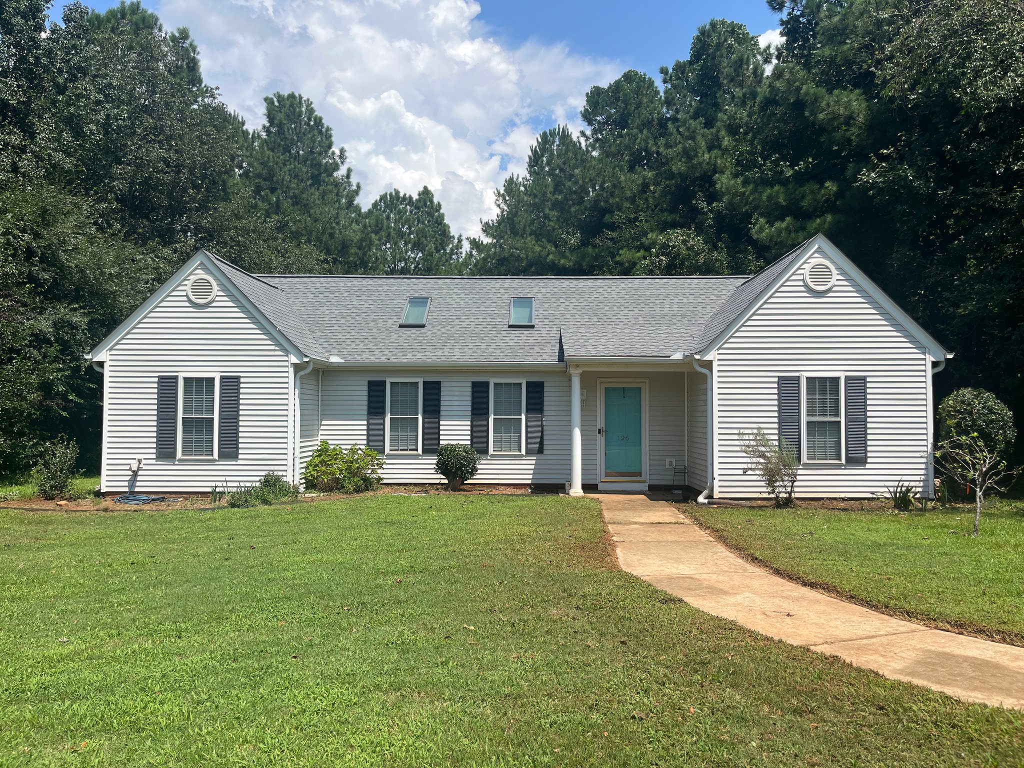 Pendleton House: 126 Blueberry Ln