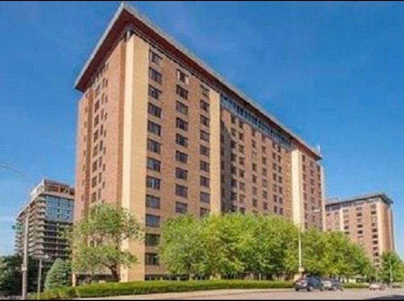Kansas city Condo: 600 E 8th ST